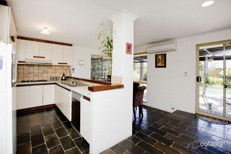 Property photo of 21 Deschamp Road Noranda WA 6062