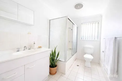 Property photo of 33/93 Barbaralla Drive Springwood QLD 4127
