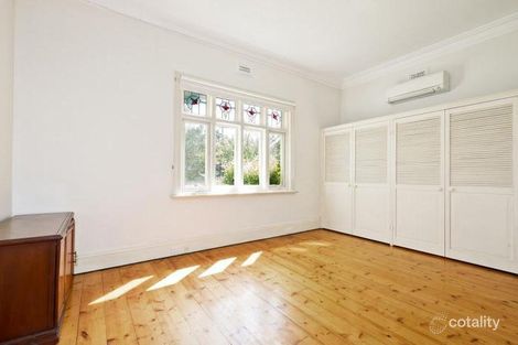 Property photo of 31 Miller Grove Kew VIC 3101