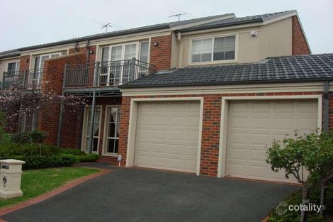 9 Kingsland Cl, Dingley Village, VIC 3172