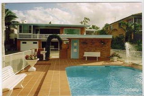 Property photo of 291 The Esplanade Wynnum QLD 4178