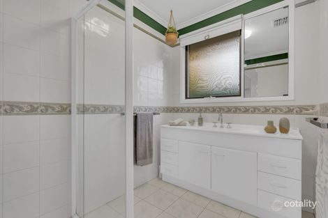 Property photo of 11 Sedgefield Place Craigieburn VIC 3064