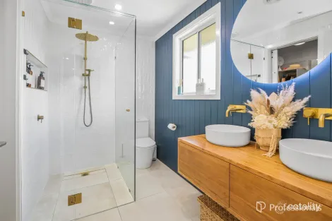 Property photo of 4 Mathers Avenue Launching Place VIC 3139