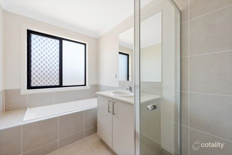 Property photo of 137 Dune Drive Fern Bay NSW 2295