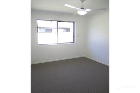 Property photo of 1/61 Newman Drive Emerald QLD 4720
