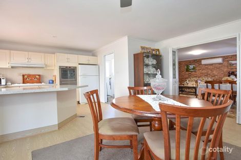 Property photo of 8 Royle Drive Orange NSW 2800
