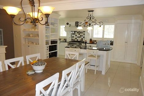 Property photo of 15 Wheatley Court Regency Downs QLD 4341