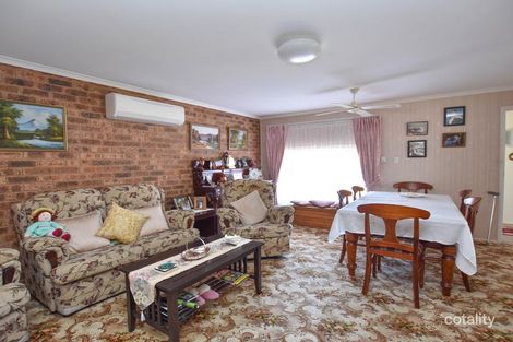 Property photo of 8 Royle Drive Orange NSW 2800