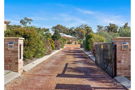 5 Kimber Rise, Bedfordale, WA 6112