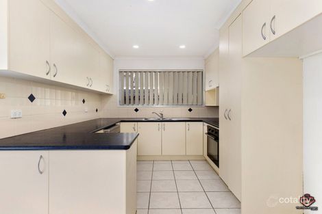 Property photo of 17 Chirn Crescent Labrador QLD 4215