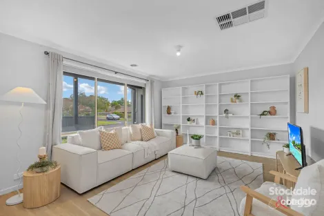 Property photo of 14 Beacon Drive Langwarrin VIC 3910