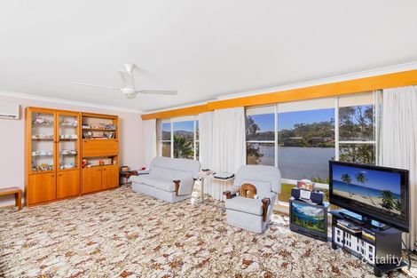 Property photo of 38 Ocean View Drive Wamberal NSW 2260