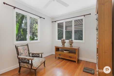 Property photo of 284 Kitchener Road Stafford Heights QLD 4053