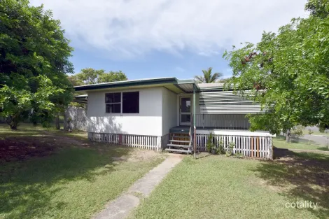 11 Mccray St, Barney Point, QLD 4680