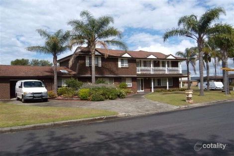 1 Cuttlefish Pde, St Huberts Island, NSW 2257