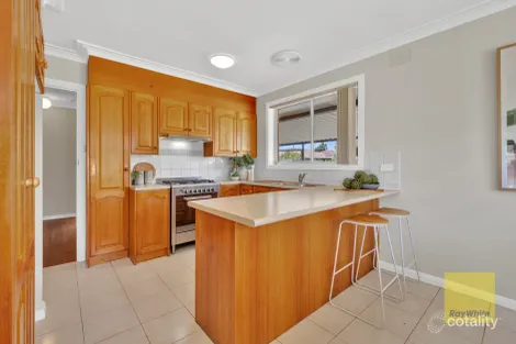 Property photo of 38 Blendon Avenue St Albans VIC 3021