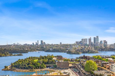 Property photo of 13A/2 Watermans Quay Barangaroo NSW 2000