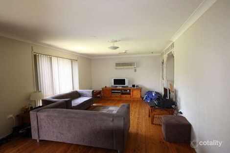 Property photo of 16 Kelso Place St Andrews NSW 2566