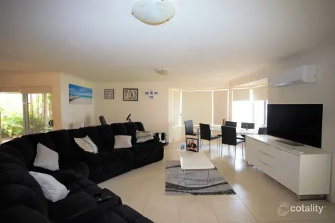 Property photo of 12 Pier Place Bundabah NSW 2324