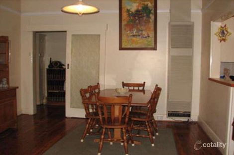 Property photo of 61 Collins Street Turvey Park NSW 2650