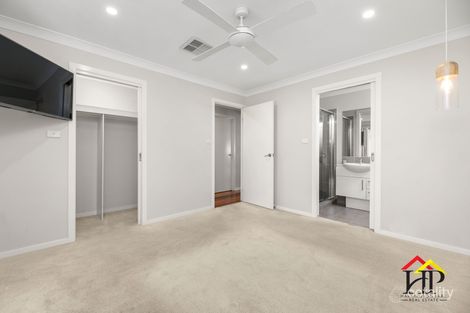 Property photo of 4 Lorimer Crescent Elderslie NSW 2570