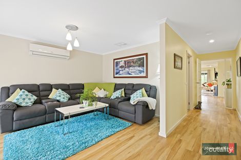 Property photo of 2 Highview Court Willow Grove VIC 3825