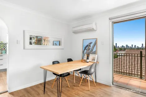 Property photo of 3/44 Mansfield Street Coorparoo QLD 4151