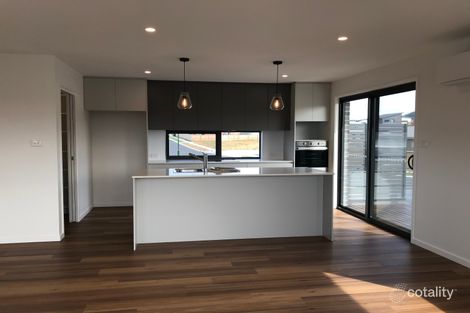 Property photo of 2/42 Sandpiper Drive Midway Point TAS 7171