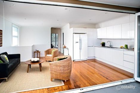 Property photo of 28 White Avenue Maroubra NSW 2035