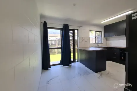 Property photo of 1/7 Rigg Street Woree QLD 4868