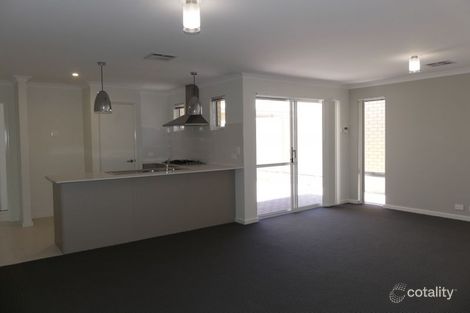 Property photo of 27 Hooson Way Wilson WA 6107