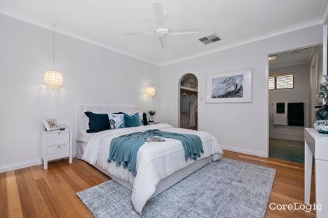 Property photo of 1 Monash Court Halls Head WA 6210