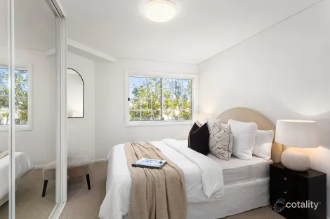 Property photo of 21/27-29 Sturdee Parade Dee Why NSW 2099