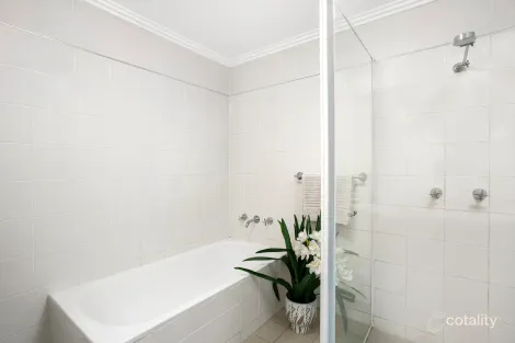 Property photo of 21/27-29 Sturdee Parade Dee Why NSW 2099