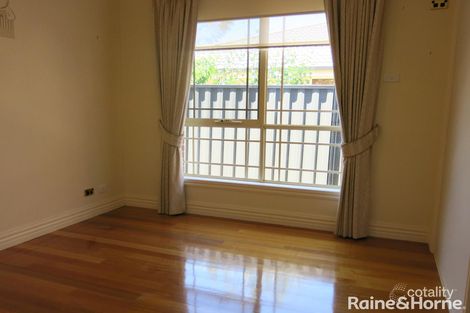 64 Banchory Ave, Hillside, VIC 3037