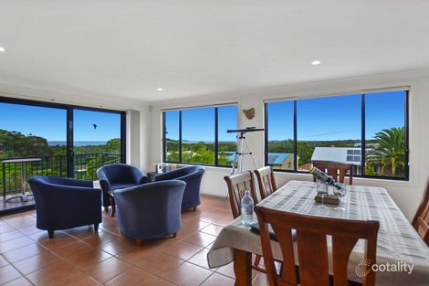 Property photo of 6 Houlahan Close Woolgoolga NSW 2456