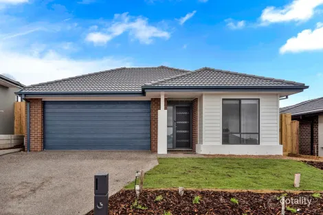 Property photo of 6 Royal Spoonbill Loop Wallan VIC 3756