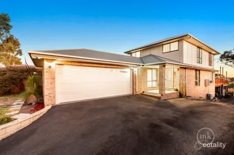 Property photo of 19 Diamond Views Drive Diamond Creek VIC 3089