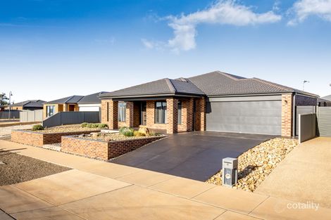 Property photo of 8 Henleydale Drive Mooroopna VIC 3629