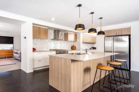 Property photo of 8 Henleydale Drive Mooroopna VIC 3629