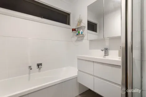 Property photo of 1/19 Putt Grove Keysborough VIC 3173