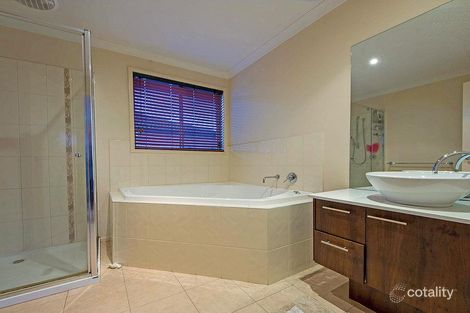 Property photo of 81 Fantail Crescent Williams Landing VIC 3027