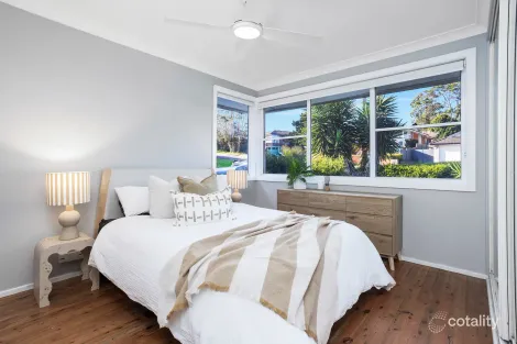 Property photo of 7 Perry Crescent Engadine NSW 2233