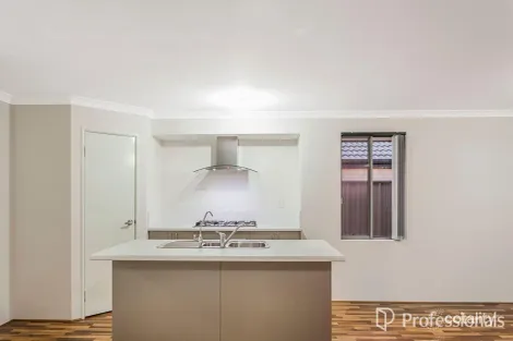 Property photo of 204 Lambeth Circle Wellard WA 6170