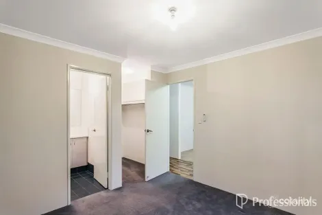 Property photo of 204 Lambeth Circle Wellard WA 6170