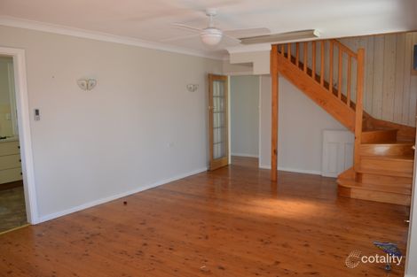 Property photo of 36 Gasmata Crescent Whalan NSW 2770