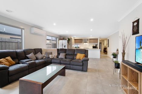 Property photo of 59 Presentation Boulevard Winter Valley VIC 3358