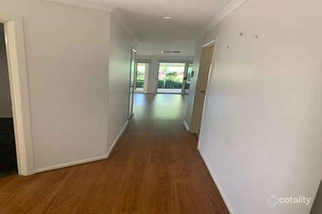 Property photo of 8 Duchess Walk Para Hills SA 5096