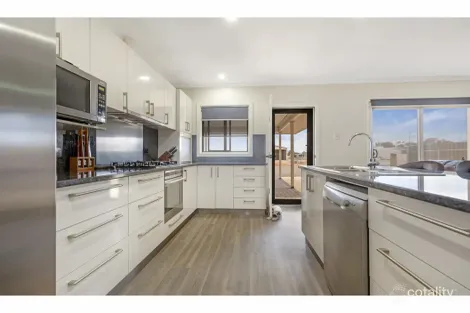 5 Brougham Pl, Tumby Bay, SA 5605