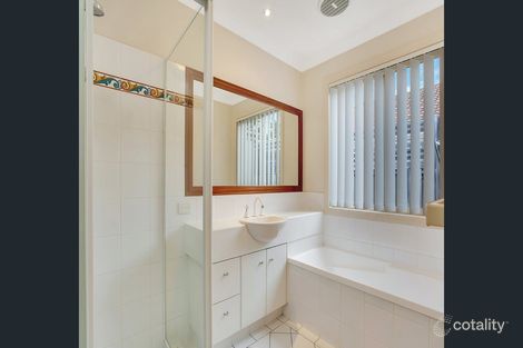 Property photo of 10 Tuggerah Close Robina QLD 4226